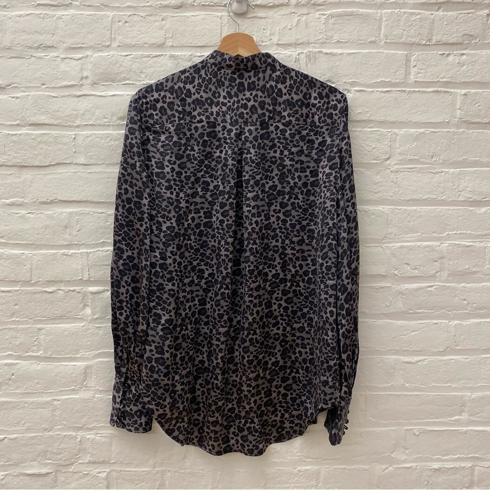 Equipment || Boleyn Silk Shirt in Silver Steel Gray Leopard Medium - Picture 6 of 9